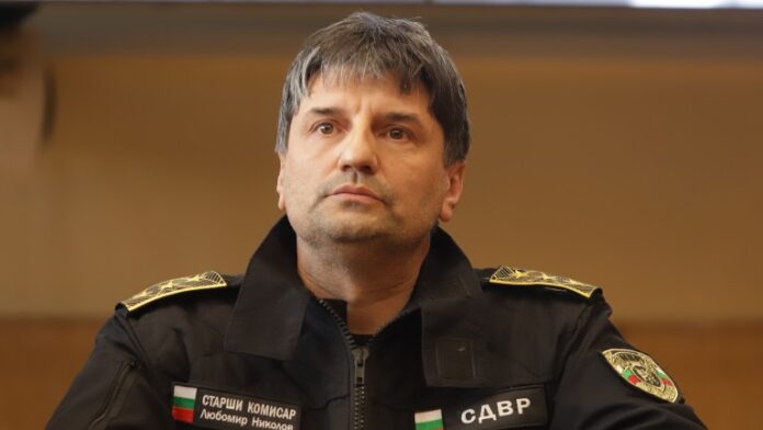 СДВР се отчете: Десетки са ранените полицаи и фенове, започва разследване за произвол