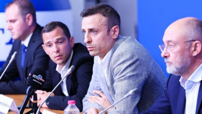 Бербатов: Ръководителите на БФС са доказани лъжци и измамници, крадат футбола от всички нас