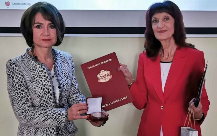 Прокурор Галина Димитрова е отличена с почетен знак първа степен за висок професионализъм