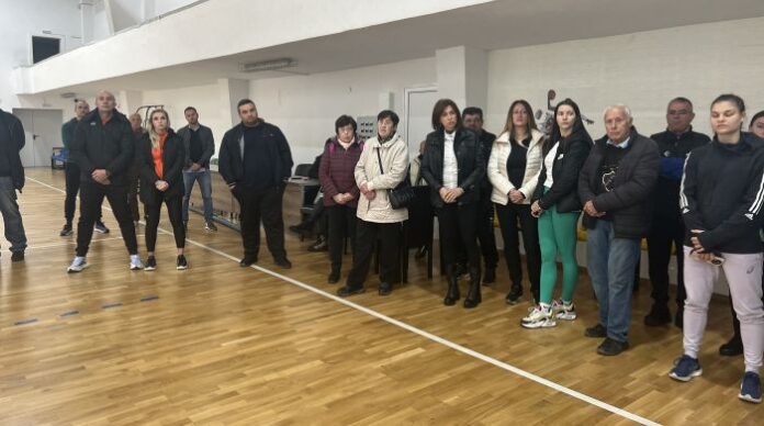 Кметът на Кюстендил: Общината ще продължи да поема всички разходи за стадион „Осогово“
