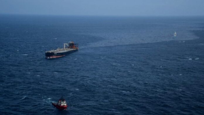 Танкер заседна в Мраморно море, близо до Истанбул
