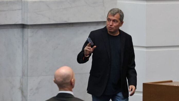 ИТН: Кирил Петков не бива да оглавява Комисията по европейски въпроси