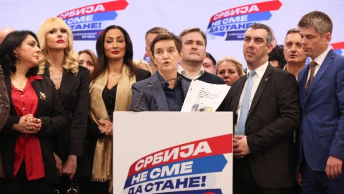 По предварителни данни: Управляващата СПП е начело след изборите в Сърбия