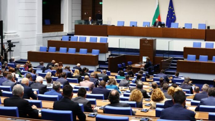 Износът на продукти от руски петрол спира на 1 януари