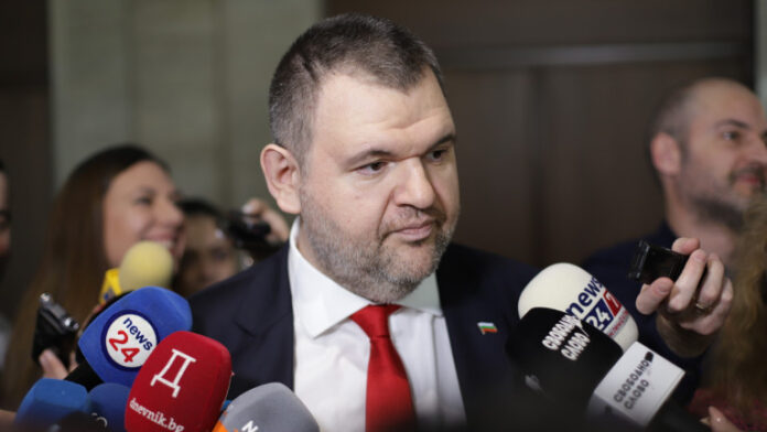 ДПС ще подкрепи евентуалната продажба на "Лукойл"