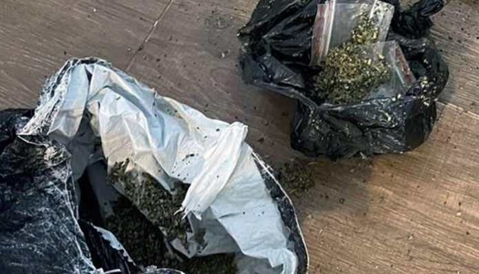Задържаха дилъри на дрога в Софийско