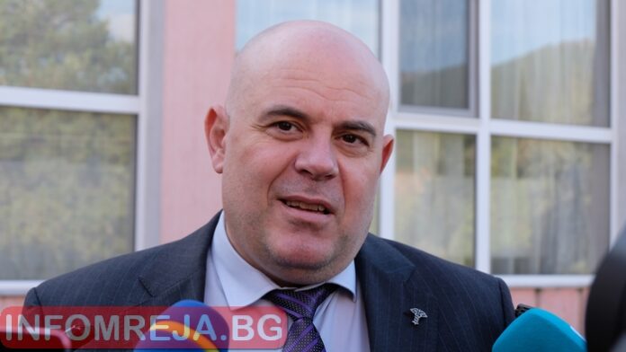 2,5 кг взривно вещество не успяха да убият Гешев