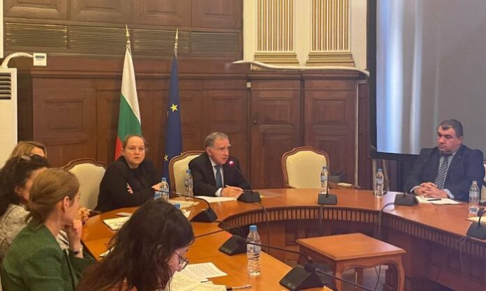 За първи път се проведе Консултативен съвет в лозаро-винарския сектор