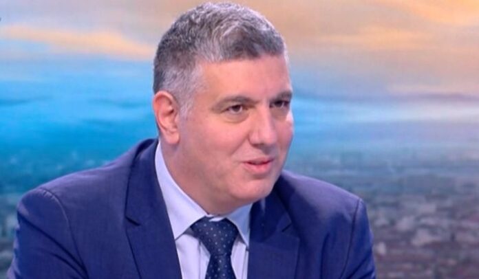 Министър Цеков: Магистралата Дупница-Гюешево е на фаза проектиране