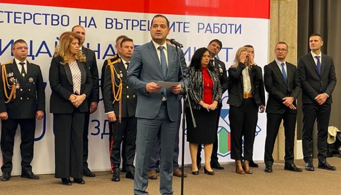 Наградиха двама полицаи от Сандански и Петрич
