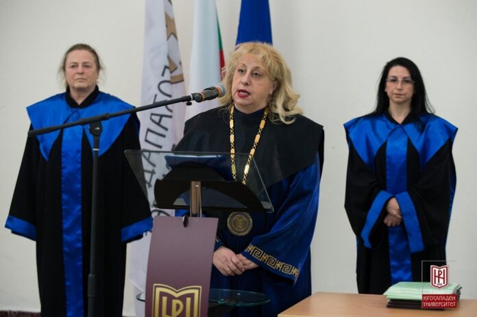 Професор от ЮЗУ: Македонският език настъпва, българистиката губи позиции в Европа