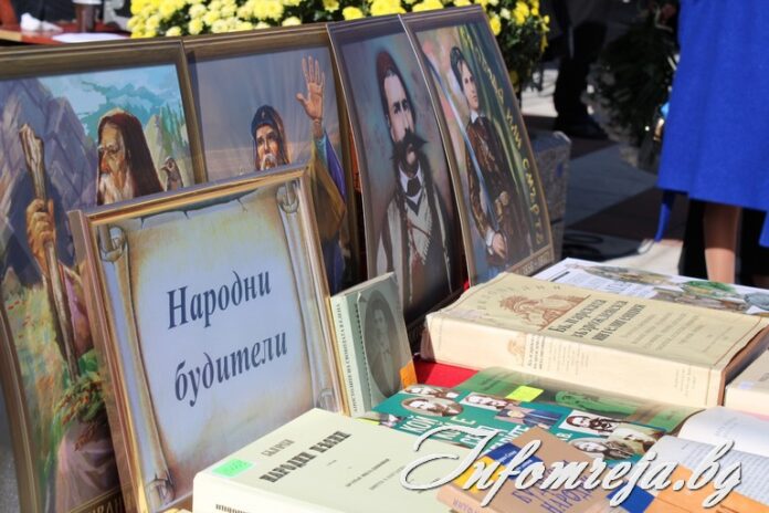 Всички искат да стават учители, ВУЗ-овете бълват кадри