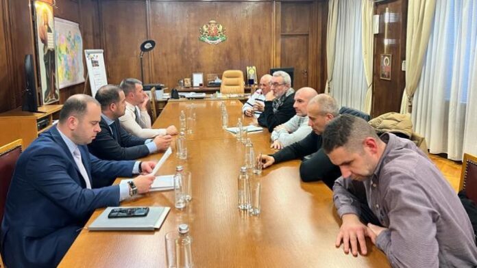 Министър Стоянов: Имате нашата твърда подкрепа