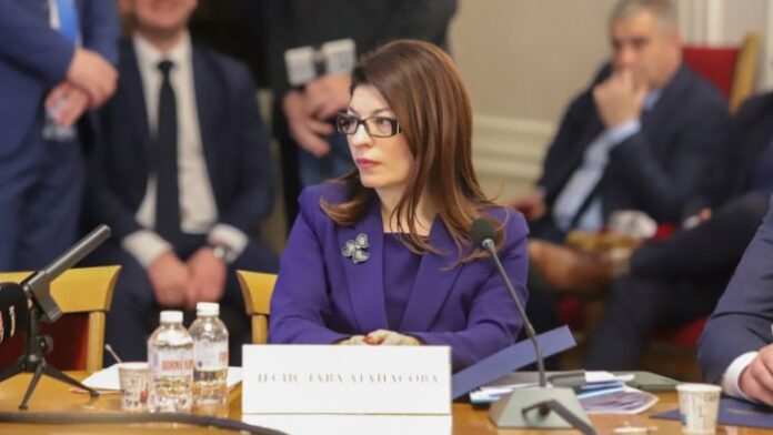 Номинираните за съдии в КС уверяват, че няма да се поддадат на политически натиск