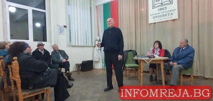 "Един неудобен поет. Избрани басни и сатира" е новата книга на поета Любен Радойков