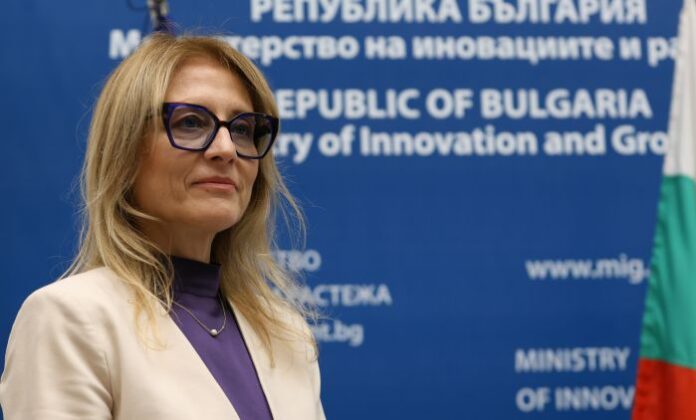 Министър Стойчева: С близо 300 млн. лв. насърчаваме връзката наука бизнес