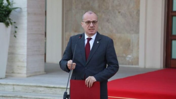 АТА: 22 ноември бе обявен за Ден на азбуката, официален празник в Албания