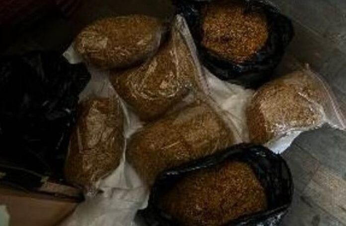 Разкриха незаконна фабрика за тютюн в Пловдив, 5-ма са в ареста