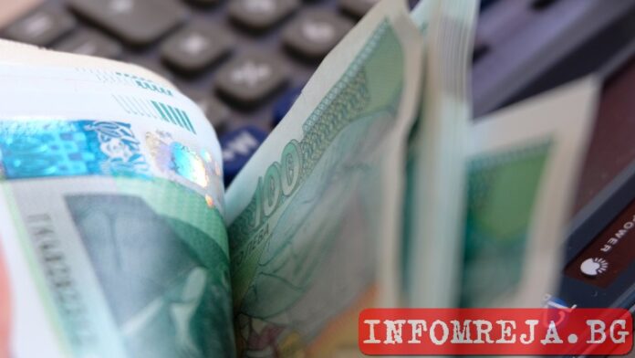 Телефонни измамници атакуват Варна, двама са хванати в Русе