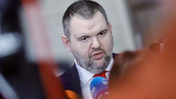Пеевски: Прокуратурата трябва да започне да съобщава какво прави и как го върши