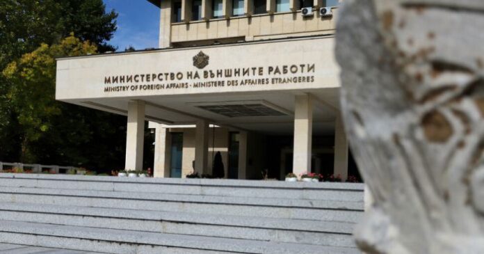 Заради смъртта на Навални: МВнР извика на среща посланик Митрофанова