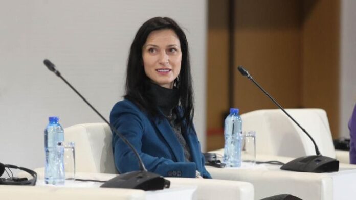 Габриел за ротацията: Всеки си отстоява мнението, разговорите не са безперспективни