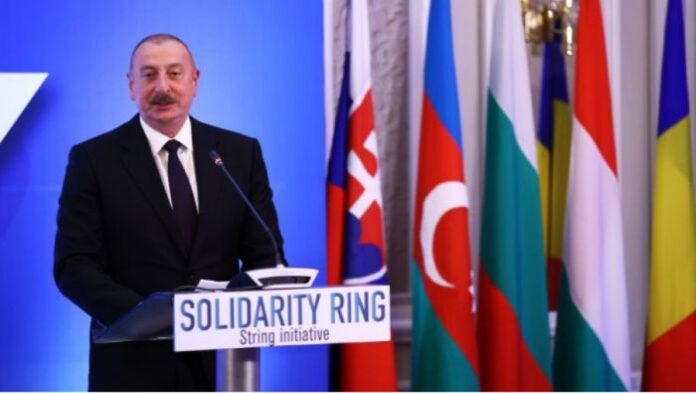 Азербайджан избира президент
