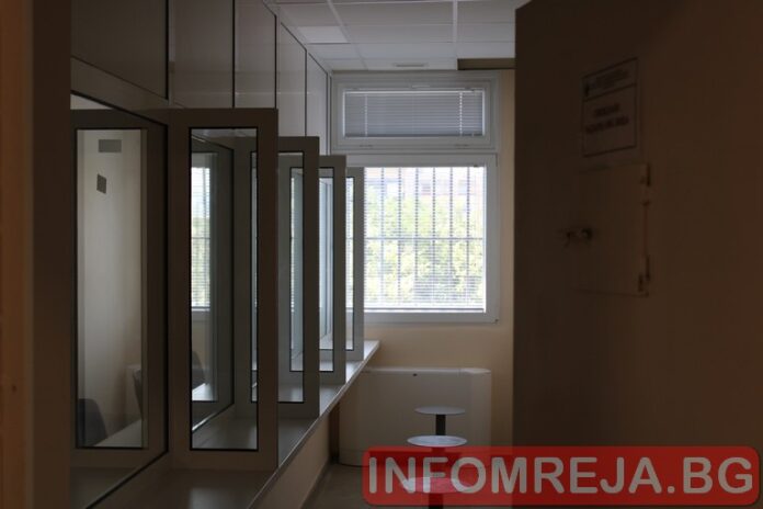 Арестуваха 42-годишен измамник, развалял магии в столицата