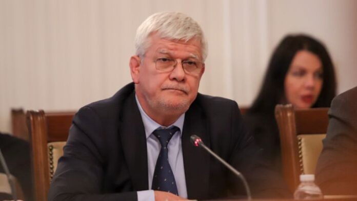 Кирил Вътев очаква да се разбере със земеделците
