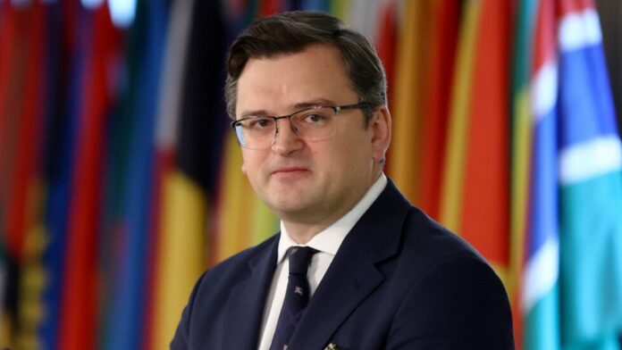 Кулеба: Очакваните промени в ръководството на Украйна няма да повлияят на отношенията със съюзниците