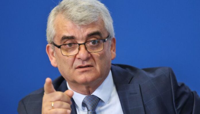 Футболен агент е петият кандидат за шеф на БФС