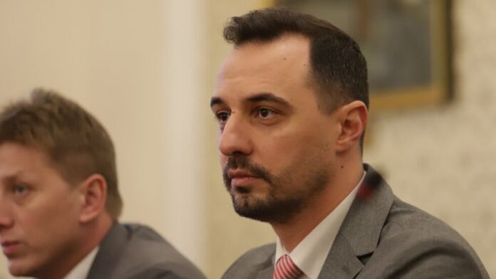 Богданов: "Лукойл" трябва да внесе 69 млн. лв. във Фонда за сигурност за декември