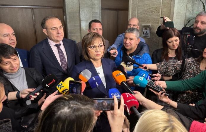 Нинова: Мафията започна да се самоизяжда