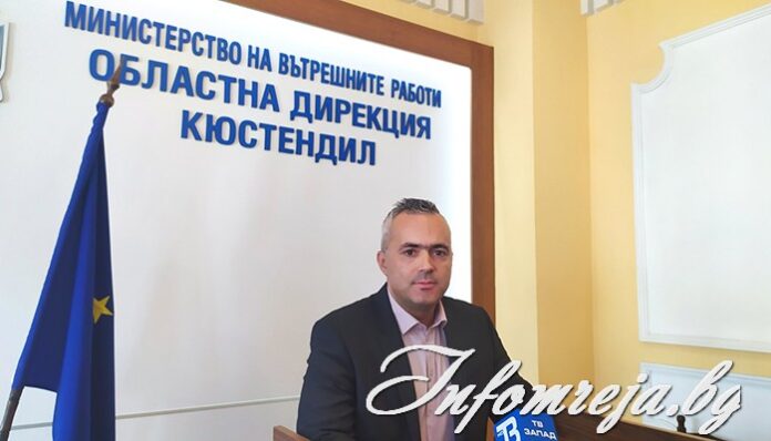 Кражбата на кола с две деца в Дупница: Мъжът ги оставил в близост до параклис