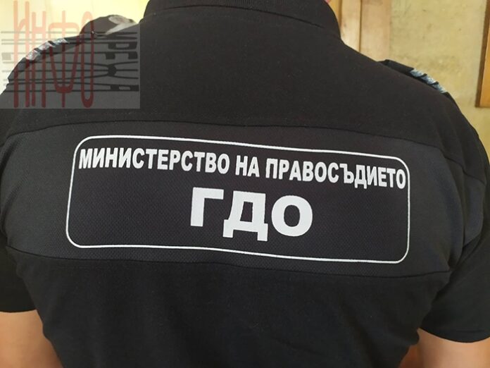 1 година затвор за кражба на 20 лв.