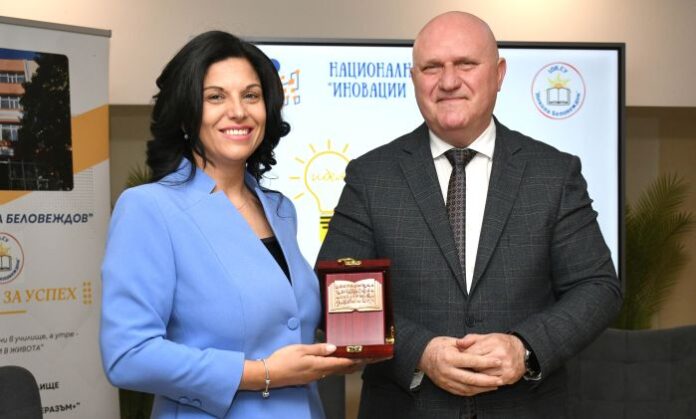 11 училища създадоха лаборатория за иновации по предприемачество