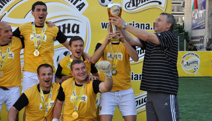 123 отбора мерят сили в Ариана Аматьорска Лига 2013 в Благоевград