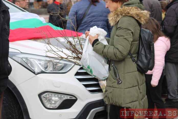 15000 плодни дръвчета бяха подарени на благоевградчани