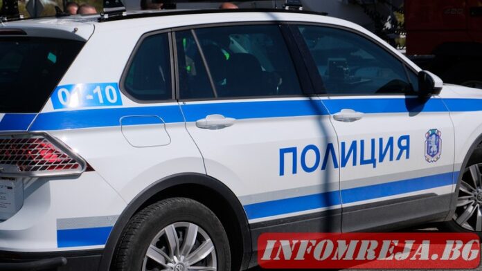 16-годишен потроши вратата на съседи в ромския квартал на Кюстендил