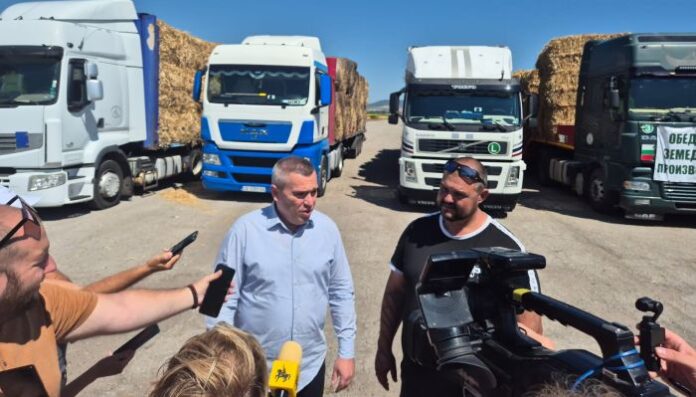 19 камиона с дарена продукция ще получат пострадалите от пожари земеделски производители