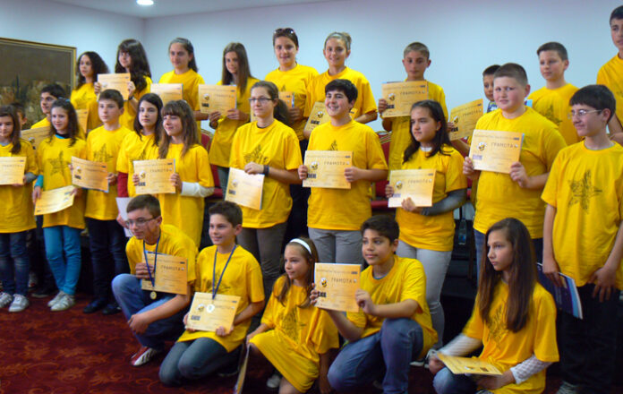 3 деца от Благоевградска област са финалисти в състезанието Spelling Bee