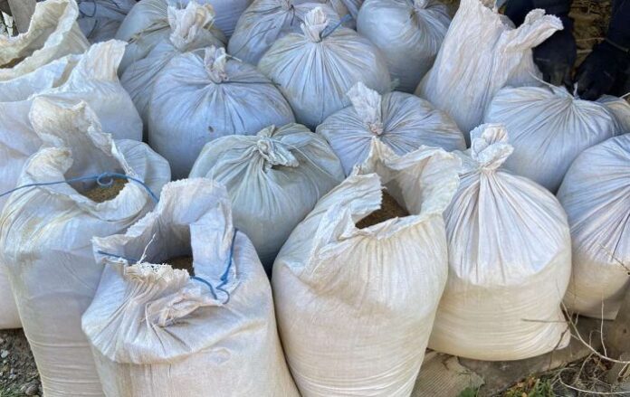 48 чувала тютюн иззеха при спецакция в Казанлък и Крън