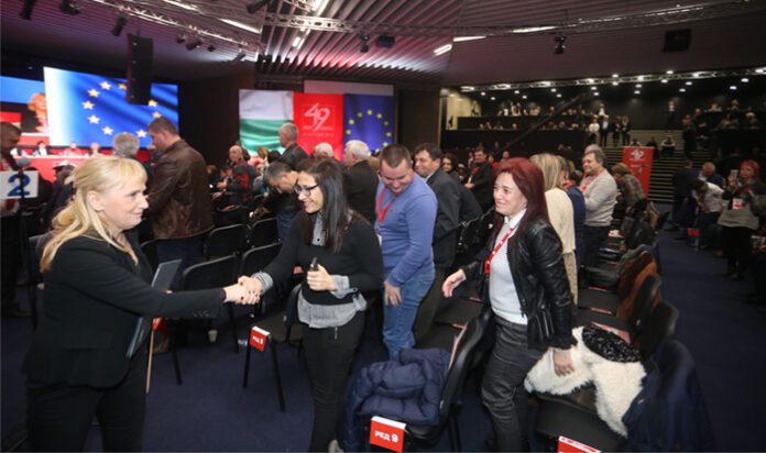 49 Конгрес на БСП с декларация: Чашата преля. Насилието няма да мине!