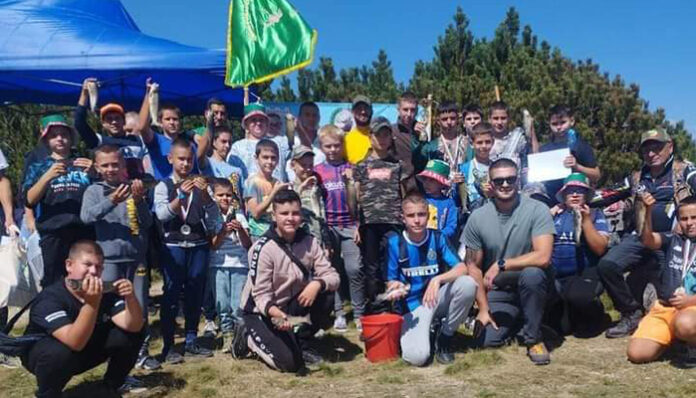62 деца се състезаваха кое ще хване на най-много риба