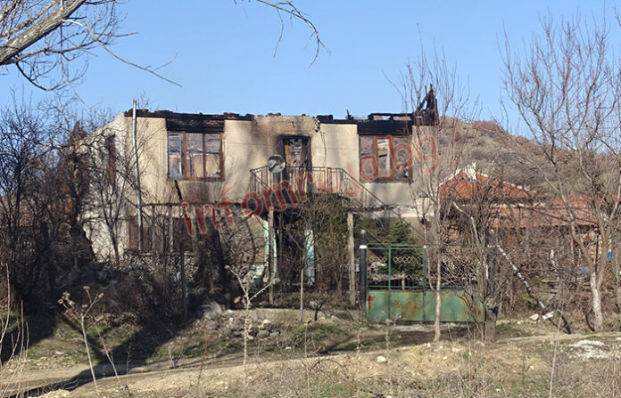 8 пожара пламнаха през уикенда в Кюстендилско
