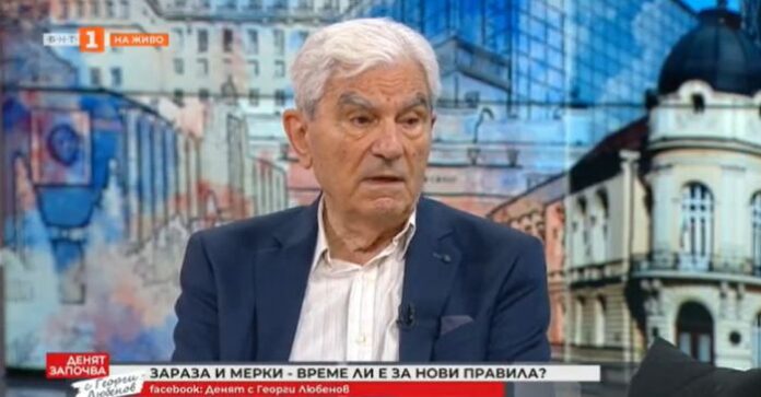 Акад. Петрунов: Имунитетът след ваксина е по-силен