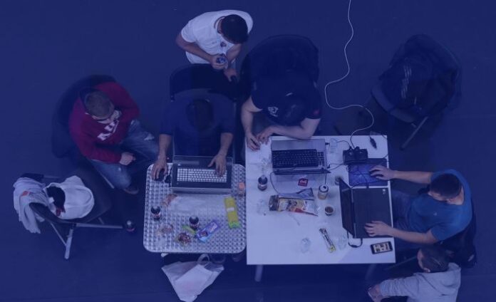 Американският университет в България е домакин на хакатона HackAUBG