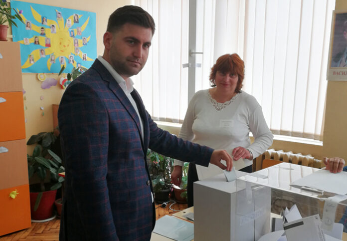 Андрей Новаков: Гласувах за това България да продължи европейското си развитие!