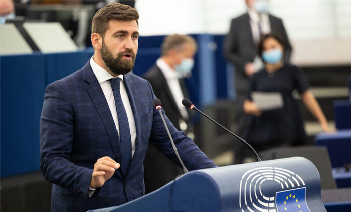 Андрей Новаков: Половината от колите втора употреба в Европа са с манипулирани километражи