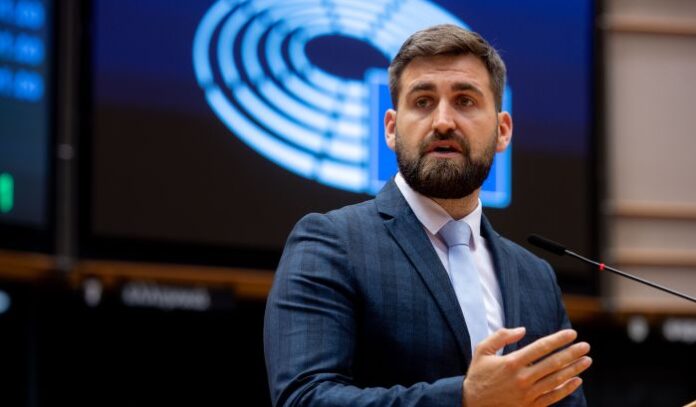 Андрей Новаков предлага да има специален надзор за големите транспортни проекти в ЕС